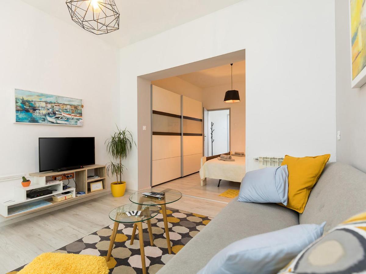 Design Apartment Новиград Экстерьер фото