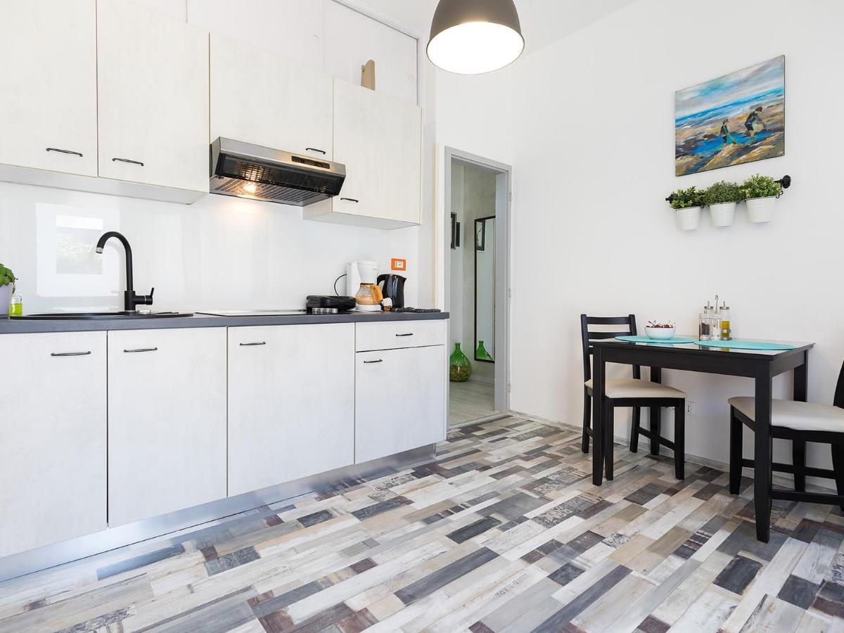 Design Apartment Новиград Экстерьер фото